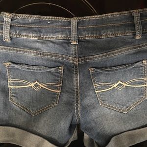 Mudd Girls size 8 Jean shorts